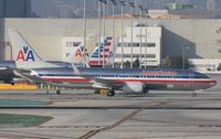 N901NN @ KLAX - Boeing 737-800 - by Mark Pasqualino