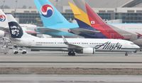 N464AS @ KLAX - Boeing 737-900ER - by Mark Pasqualino