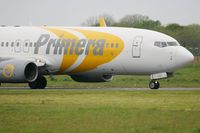 OY-PSE @ LFRB - Boeing 737-809, Taxiing to holding point rwy 25L, Brest-Bretagne Airport (LFRB-BES) - by Yves-Q