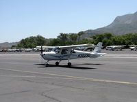 N3029D @ SZP - 2011 Cessna 162 SKYCATCHER LSA, Continental O-200D lightweight 100 Hp, taxi off the active - by Doug Robertson