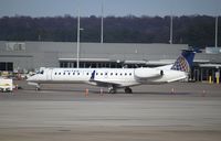 N11140 @ KIAD - EMB-145XR