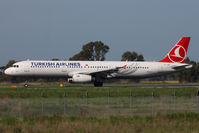TC-JRP @ LIRF - Landing - by micka2b