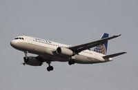 N427UA @ KORD - Airbus A320