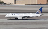N422UA @ KLAS - Airbus A320