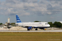 N519JB @ FLL - Ft. Lauderdale - by Alex Feldstein