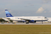 N524JB @ FLL - Ft. Lauderdale - by Alex Feldstein