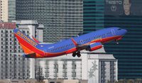 N250WN @ KLAS - Boeing 737-700 - by Mark Pasqualino