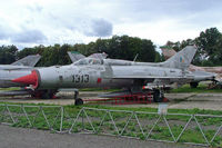 1313 @ LKVY - Mikoyan-Gurevich MiG-21PF Fishbed [761313] (Czech Air Force) Vyskov~OK 09/09/2007