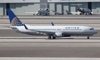 N76265 @ KLAS - Boeing 737-800