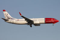 LN-NIA @ LEBL - Landing - by micka2b