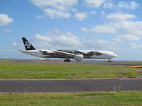 ZK-OKO @ NZAA - taxying in - by magnaman