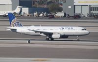 N445UA @ KLAS - Airbus A320