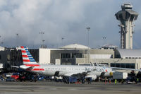 N117AN @ KLAX - At LAX - by Micha Lueck