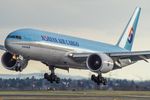 HL8226 @ LOWW - Korean Air Boeing 777-200 - by Dietmar Schreiber - VAP