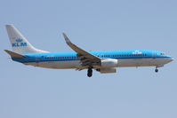 PH-BXF @ LEBL - Landing - by micka2b