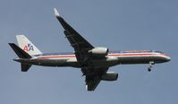 N195AN @ MCO - American - by Florida Metal
