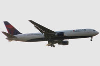 N183DN @ LFPG - Landing - by micka2b