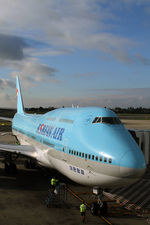 HL7473 @ YSSY - at the gate - by Bill Mallinson
