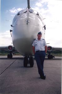 XV233 @ LPMT - Nimrod XV233 
Montijo, Portuguese Airforce Air Base nº 6 June 1994
2nd Lt Alexandre Direitinho by Mst Sgt Carlos Tavares - by 2nd Lt Alexandre Direitinho/Mst Sgt Carlos Tavares