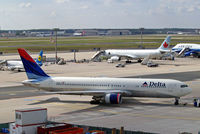 N1613B @ EDDF - Boeing 767-332ER [32776] (Delta Air Lines) Frankfurt~D 15/09/2007