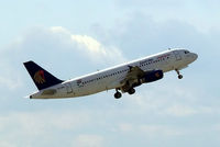 SU-GBC @ LOWW - Airbus A320-231 [0178] (EgyptAir) Vienna-Schwechat~OE 12/09/2007 - by Ray Barber