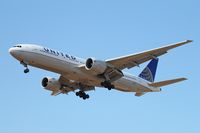 N77019 @ LLBG - United landing runway 12. - by ikeharel