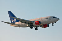 LN-RCT @ EKCH - Copenhagen Kastrup 5.-2.15 - by leo larsen