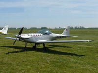 D-EWMG @ EHMZ - Opendoor at Midden-Zeeland Airport. - by Raymond De Clercq