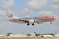 N913NN @ MIA - Miami