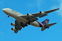HS-TGH @ EGLL - Boeing 747-4D7 [24458] (Thai Airways) Home~G 04/07/2010. On approach 27R.