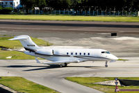 N215DA @ TNCM - N215DA