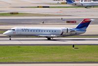N933EV @ KATL - Canadair CRJ-200ER [8022] (Delta Connection) Atlanta-Hartsfield~N 11/04/2010