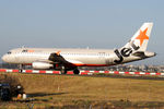 VH-JQX @ YSSY - taxiing to 34R - by Bill Mallinson