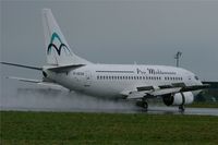 F-HCOA @ LFRB - Boeing 737-5L9, Reverse thrust landing rwy 25L, Brest-Bretagne airport (LFRB-BES) - by Yves-Q