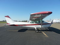 N21290 @ KRHV - A transient Cessna 182 sits in the afternoon sun at Reid-Hillview. - by Chris L.