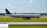 N181UW @ KATL - Taxi ATL - by Ronald Barker
