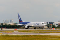 CC-CWF @ MIA - Miami - by Alex Feldstein