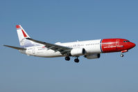 LN-DYH @ GCRR - NORWEGIAN