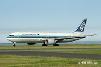 ZK-NCE @ NZAA - Air New Zealand Ltd., Auckland 1993 - by Peter Lewis