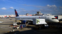 N525US @ KATL - Atlanta - by Ronald Barker