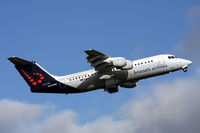 OO-DWF @ ESSB - Departing runway 12.