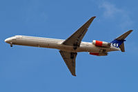 LN-RMS @ EGLL - McDonnell-Douglas DC-9-81 [53368] (SAS Scandinavian Airlines) Home~G 24/08/2009. On approach 27R.