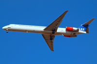 SE-DFU @ EGLL - McDonnell-Douglas DC-9-82 [49421] (SAS Scandinavian Airlines) Home~G 05/03/2010. On approach 27R. - by Ray Barber