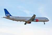 OY-KBH @ EKCH - Copenhagen Kastrup 5.3.15 - by leo larsen
