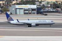 N75429 @ KLAS - Boeing 737-900ER