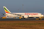 ET-AOU @ VIE - Ethiopian Airlines