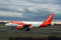 G-EZDJ @ EKCH - G-EZDJ now in new c/s. Just arrived rw 04L - by Erik Oxtorp