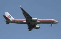 N676AN @ MCO - American - by Florida Metal