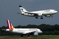 EP-IBL @ EDDK - Approach on 14L - by Wolfgang Zilske