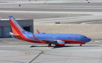 N914WN @ KLAS - Boeing 737-700 - by Mark Pasqualino
